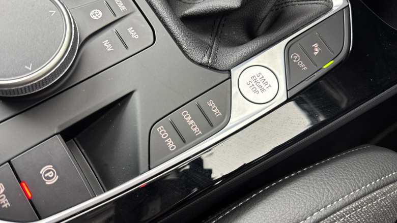 BMW 1 Series 118i [136] Sport 5dr [Live Cockpit Professional] Petrol Hatchback